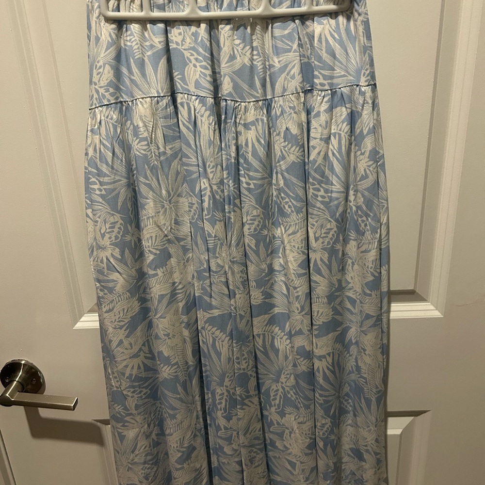 Skies Are Blue Tropical Print Maxi Skirt